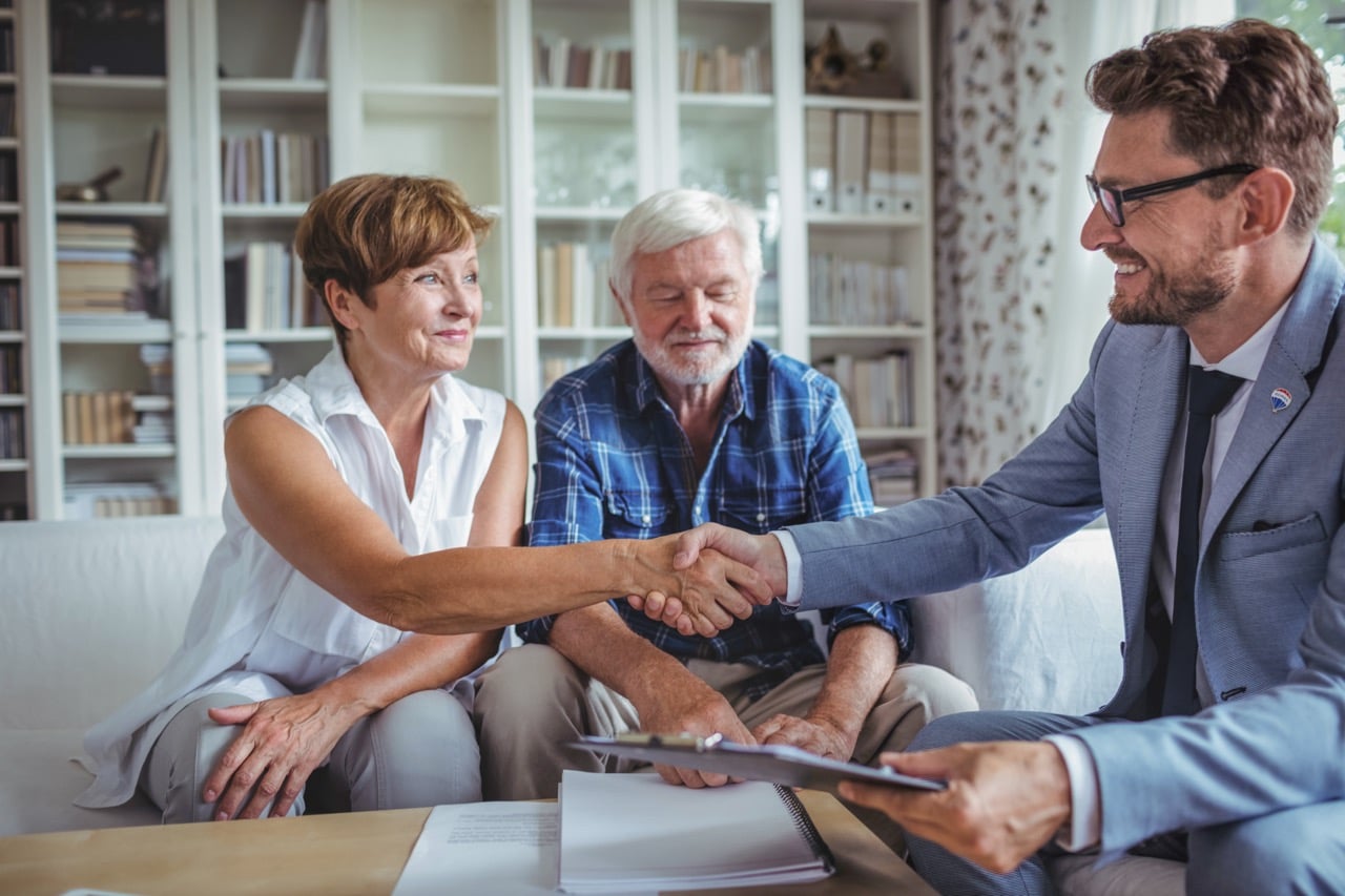 Boomer_ss_512597581_rgb Large REMAX Agent